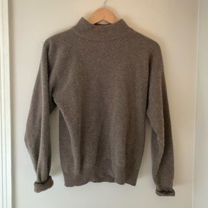 VINTAGE SWEATER